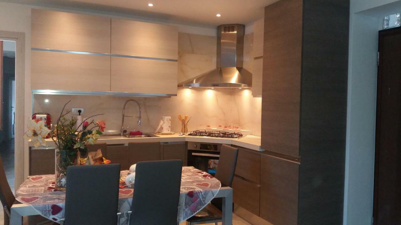 Home Vittoria Lago Di 코모 외부 사진